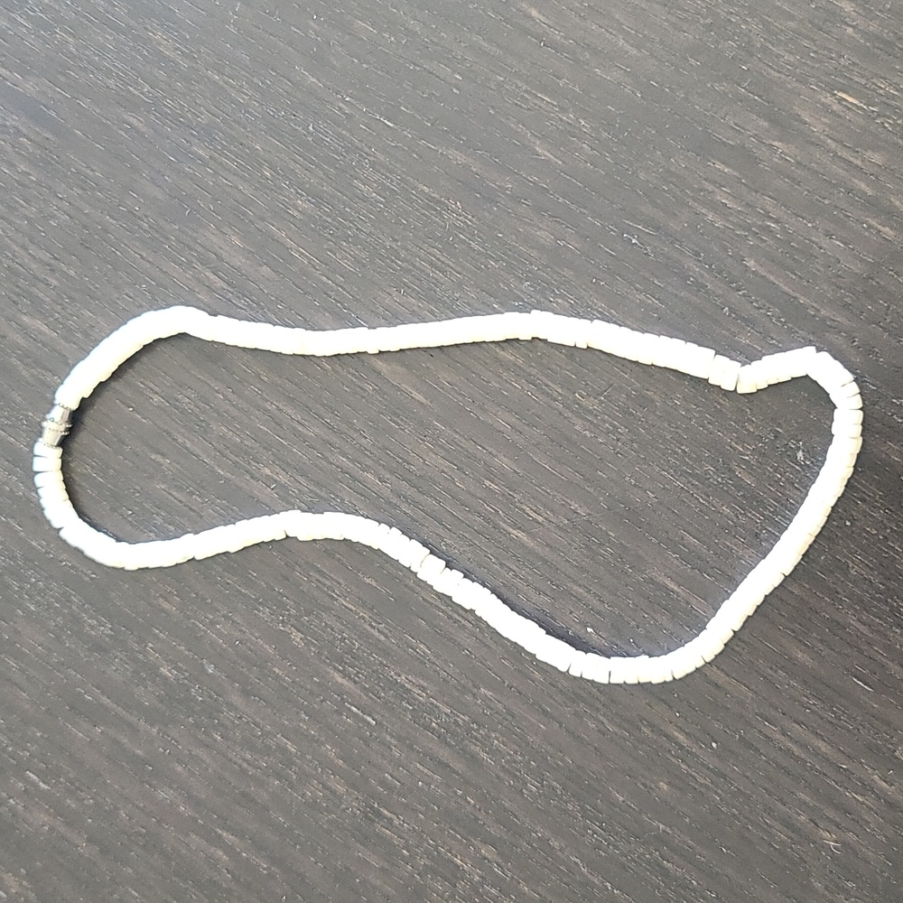 7/29 PUKA SHELL NECKLACE